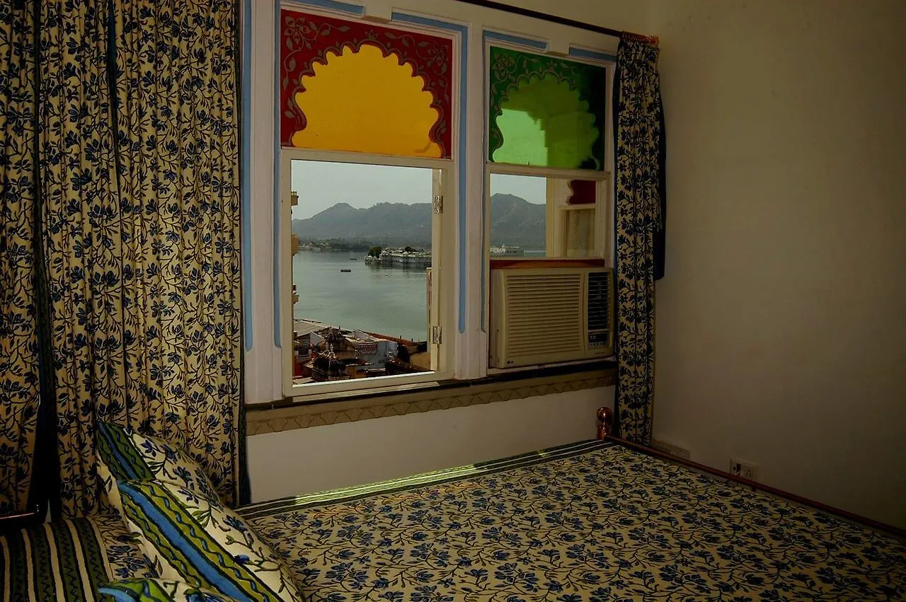 Hotel Mewar Haveli - At Lake Pichola Udaipur